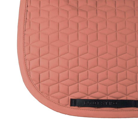 Dressage saddle pad with cube quilting