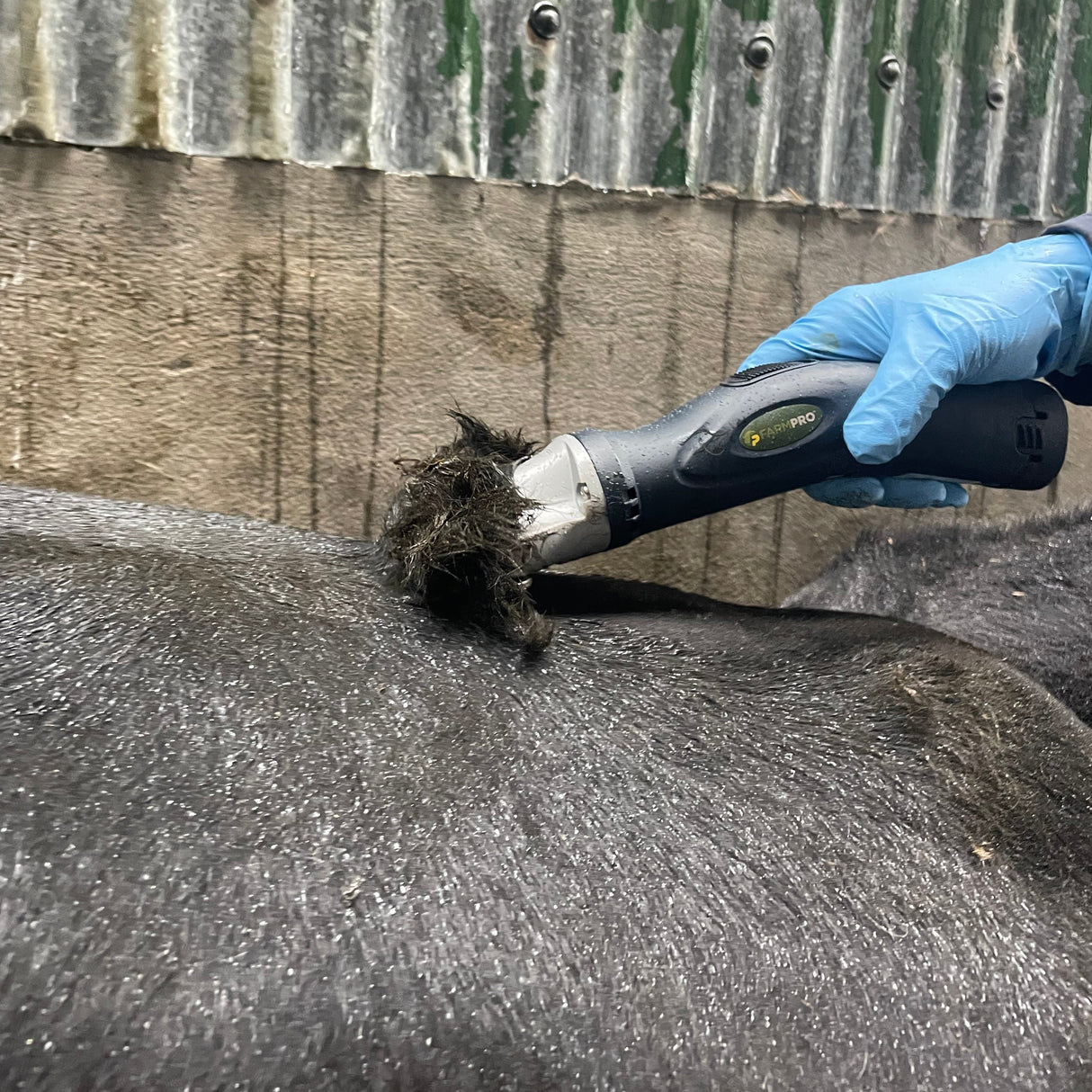 FarmPro Cordless Cattle Clipper