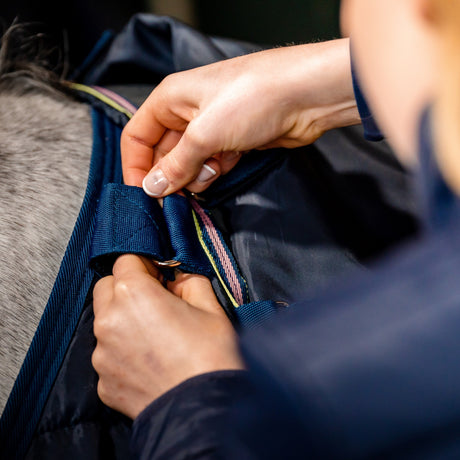 Horseware Ireland Amigo Bravo 12 Plus Bundle V-Front 50g Turnout Rug #colour_dark-shadow-navy-rose